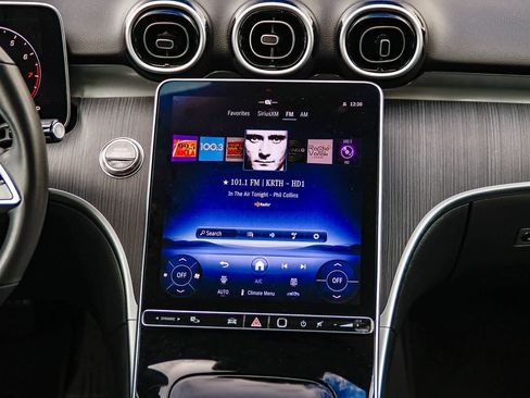 Used 2025 Mercedes-Benz C 300 4MATIC Sedan image 13