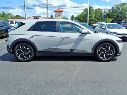 Used 2024 Hyundai Tucson Limited AWD/4WD image 4