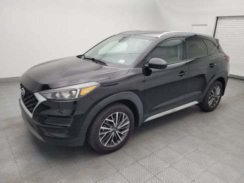 Used 2019 Hyundai Tucson SEL FWD image 2