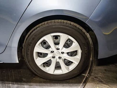 Certified 2025 Toyota Corolla LE image 11