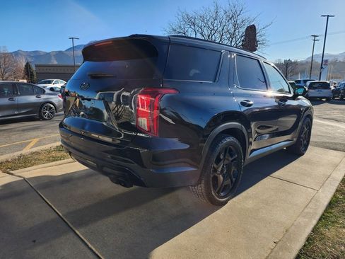 Used 2024 Hyundai Palisade SEL w/ Premium Package image 5