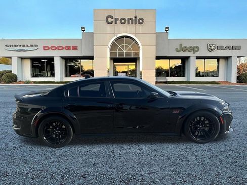 Used 2023 Dodge Charger Scat Pack RWD image 2
