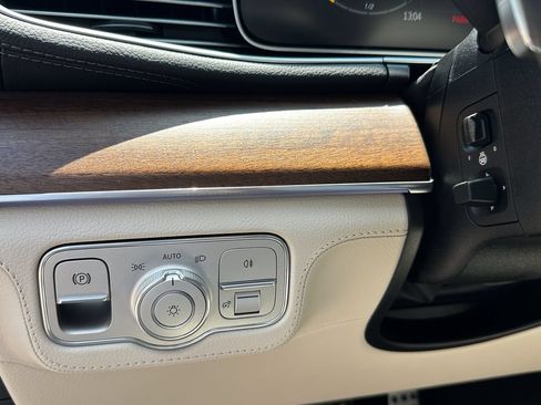 New 2026 Mercedes-Benz GLS 450 4MATIC image 26