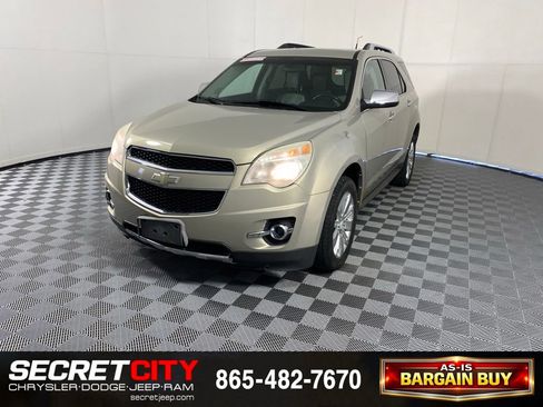Used 2010 Chevrolet Equinox LT w/ Chrome Appearance Package AWD/4WD image 3