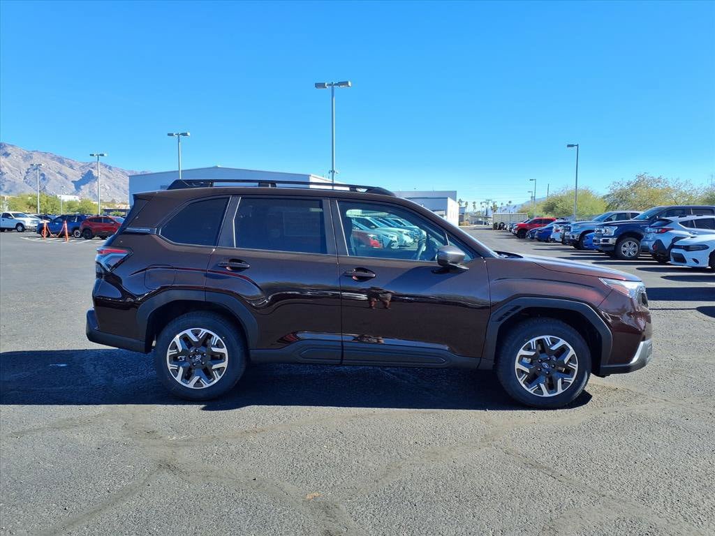 Used 2026 Subaru Forester Premium AWD/4WD image 8