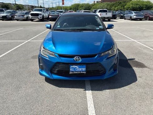 Used 2014 Scion tC FWD image 8