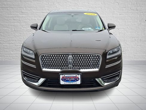 Used 2020 Lincoln Nautilus Reserve w/ Equipment Group 201A FWD image 2