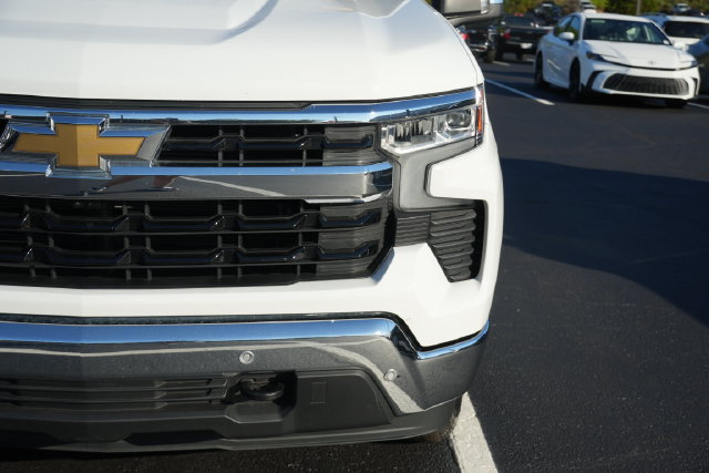 Used 2025 Chevrolet Silverado 1500 LT AWD/4WD image 6