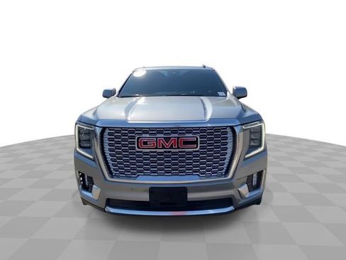 Used 2024 GMC Yukon Denali AWD/4WD image 5