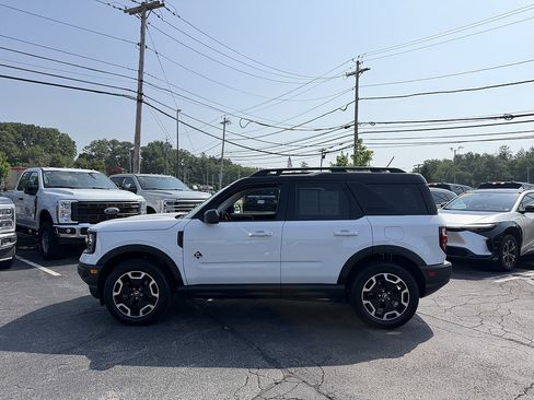 Certified 2024 Ford Bronco Sport Outer Banks w/ Tech Package AWD/4WD image 3