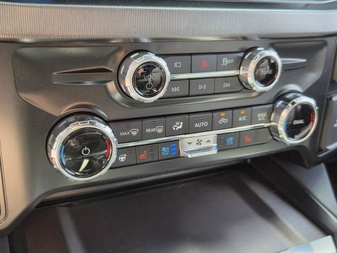 New 2026 Ford F350 Platinum w/ FX4 Off-Road Package image 19