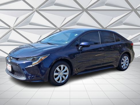 Used 2022 Toyota Corolla LE w/ Carpet Mat Package (TMS) image 5