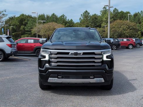 New 2026 Chevrolet Silverado 1500 High Country w/ LPO, Dark Essentials Package image 8
