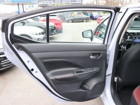 Used 2024 Nissan Versa SR image 23