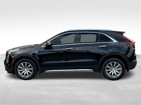 Used 2021 Cadillac XT4 Premium Luxury image 4