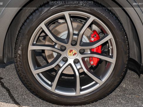 Used 2023 Porsche Cayenne GTS w/ Premium Package Plus image 42