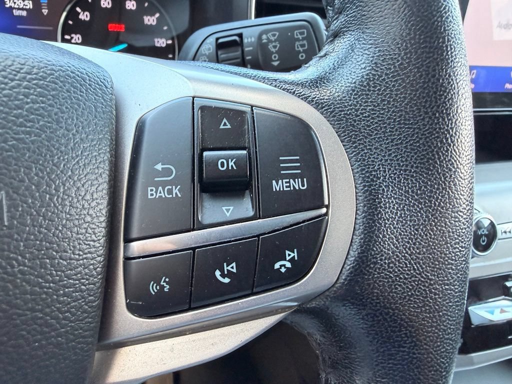 Used 2022 Ford Explorer XLT w/ Equipment Group 202A AWD/4WD image 15