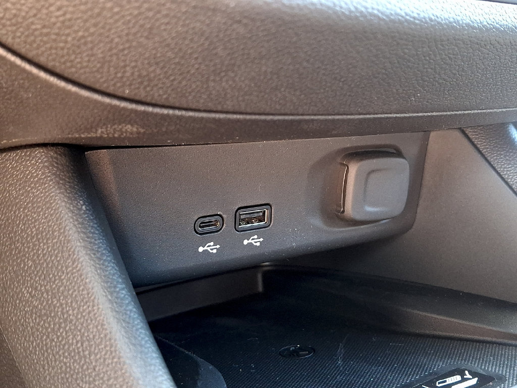 New 2026 Buick Envista Preferred w/ Convenience II Package FWD image 16