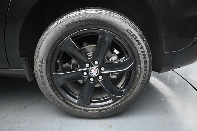 Used 2024 Buick Enclave Essence w/ Experience Buick Package FWD image 10