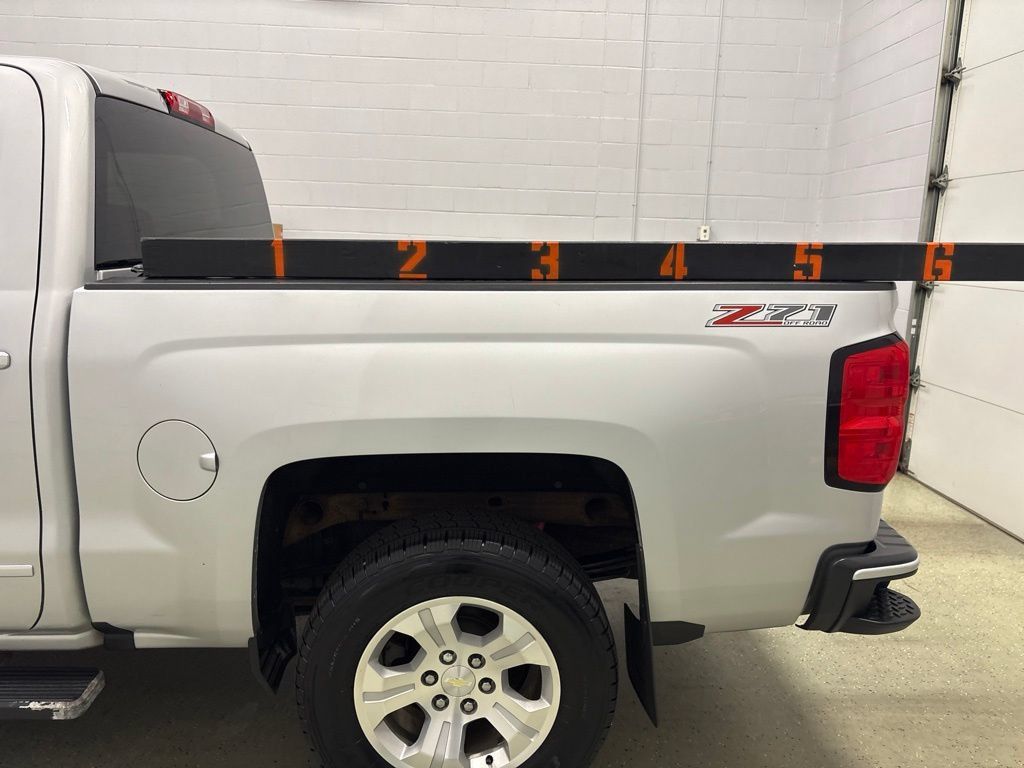 Used 2017 Chevrolet Silverado 1500 LT w/ All Star Edition AWD/4WD image 12
