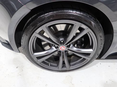 Used 2023 Jaguar F-TYPE R AWD/4WD image 33