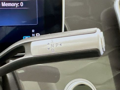 Used 2023 Mercedes-Benz EQS 450+ SUV image 18