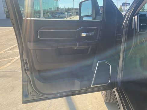 Used 2024 RAM 2500 Laramie image 15