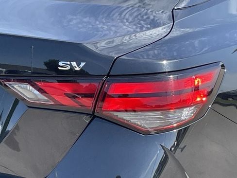 Used 2024 Nissan Sentra SV FWD image 6