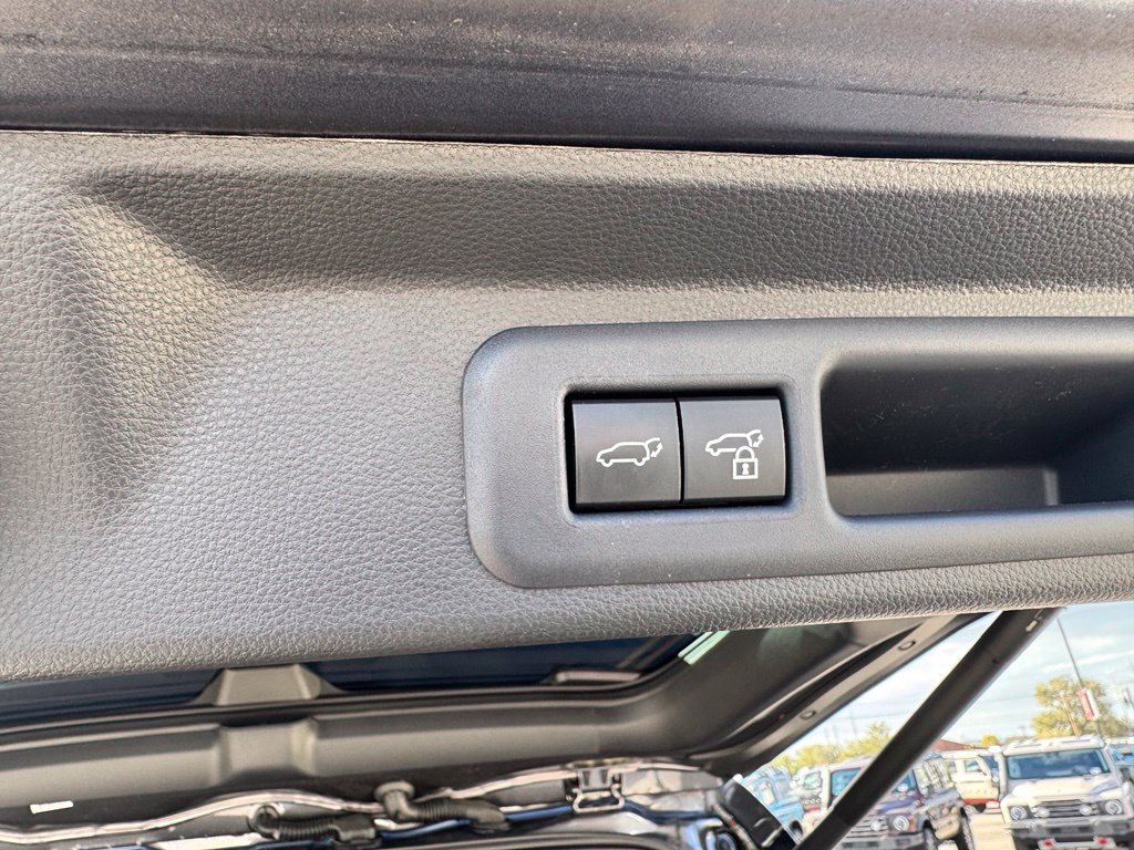 Used 2025 Toyota Sequoia TRD Pro AWD/4WD image 28