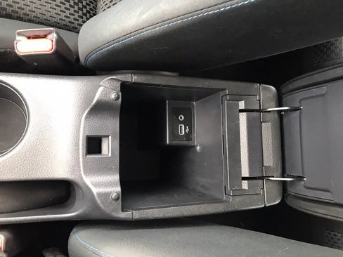 Used 2019 Nissan Sentra SR FWD image 29