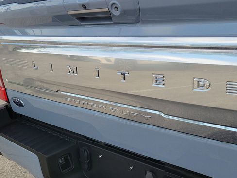 Used 2024 Ford F350 Limited image 7