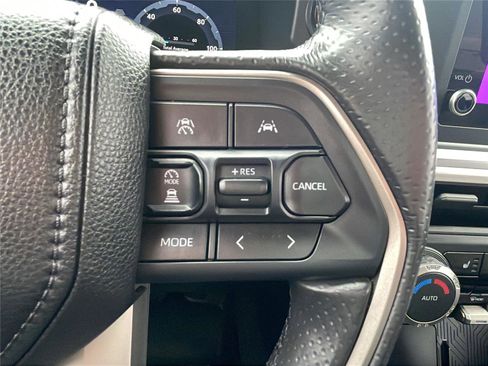 Used 2025 Toyota 4Runner TRD Off-Road image 25