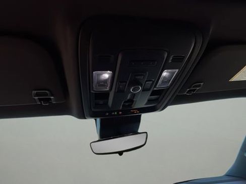 Used 2024 Chevrolet Tahoe High Country image 28