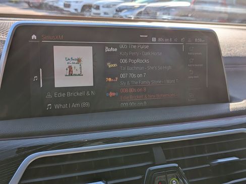 Used 2022 BMW 740i xDrive w/ M Sport Package image 22