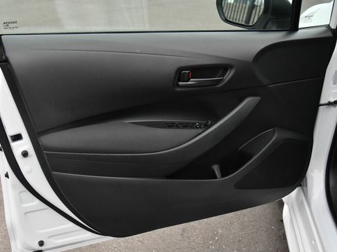 Used 2024 Toyota Corolla LE image 13