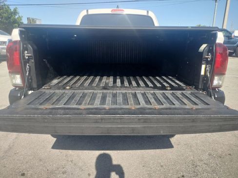 Used 2020 Toyota Tacoma SR RWD image 8