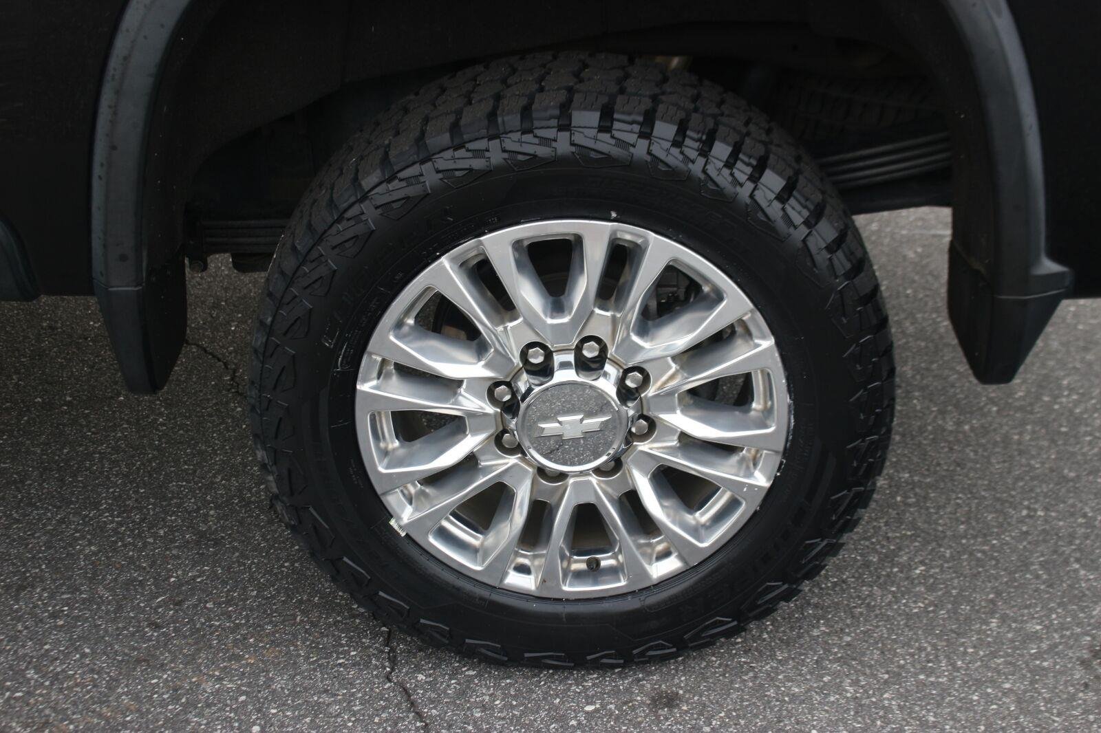 Used 2020 Chevrolet Silverado 2500 High Country AWD/4WD image 42