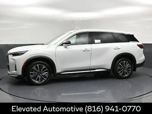Certified 2026 INFINITI QX60 Luxe w/ Family Package AWD/4WD image 2