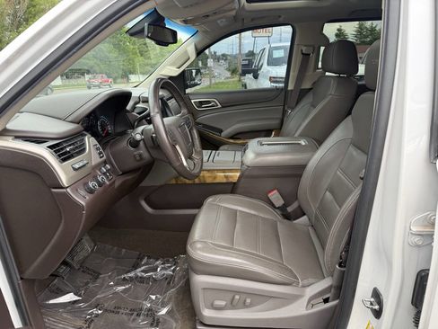 Used 2017 GMC Yukon Denali w/ Open Road Package AWD/4WD image 20