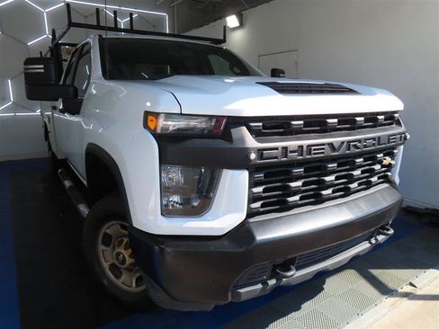 Used 2021 Chevrolet Silverado 2500 W/T w/ WT Convenience Package AWD/4WD image 2