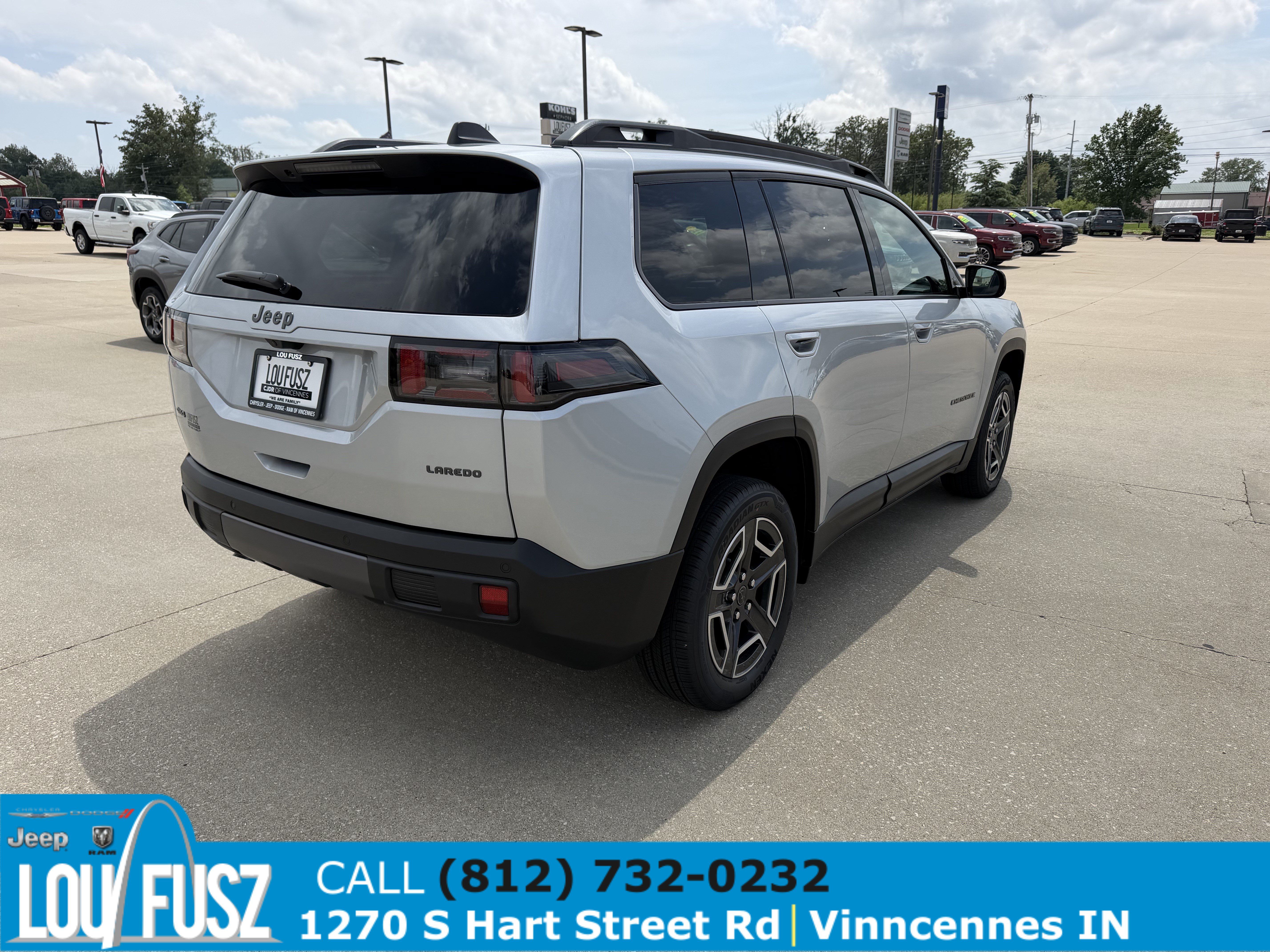 New 2026 Jeep Cherokee Laredo AWD/4WD image 7