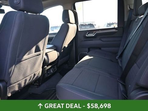 Used 2025 Chevrolet Silverado 2500 LT w/ Safety Package AWD/4WD image 19