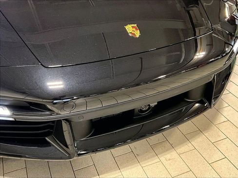 Certified 2025 Porsche 911 Turbo S image 32