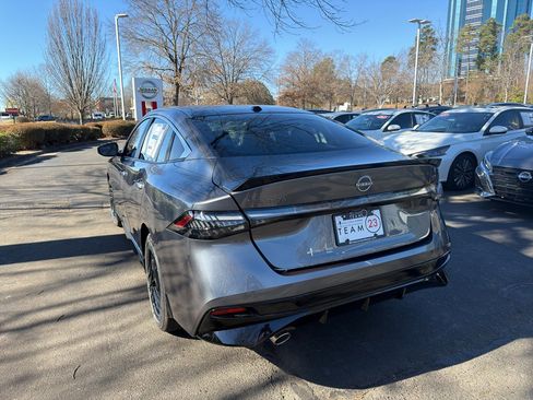 New 2026 Nissan Sentra SR w/ Floor Mat Package image 5