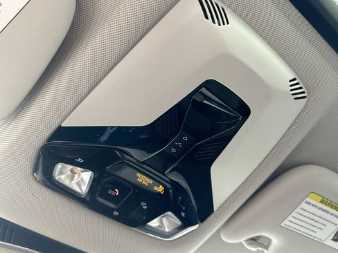 Certified 2025 MINI Cooper S image 21