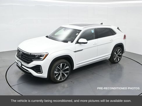 Used 2024 Volkswagen Atlas Cross Sport SEL Premium R-Line image 55