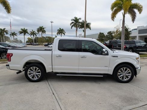 Used 2017 Ford F150 Lariat image 3