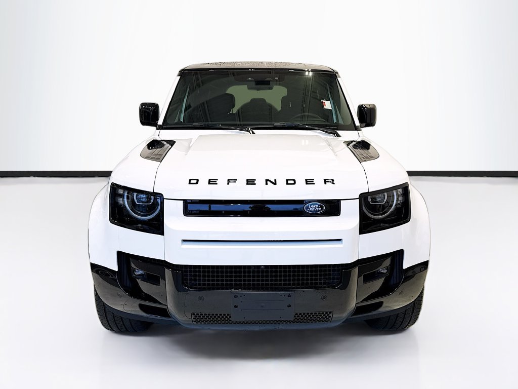 Used 2026 Land Rover Defender 110 V8 AWD/4WD image 2
