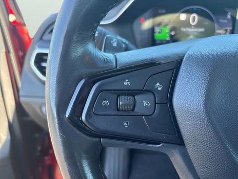 Used 2022 Chevrolet Bolt EUV Premier w/ Sun & Sound Package image 22