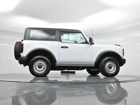 New 2025 Ford Bronco 2-Door image 43